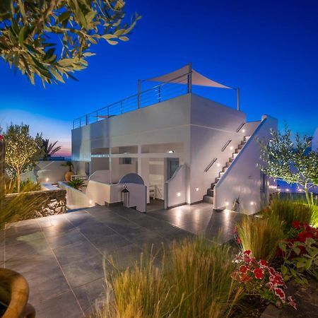 Sole D'Oro Luxury Suites أويا المظهر الخارجي الصورة
