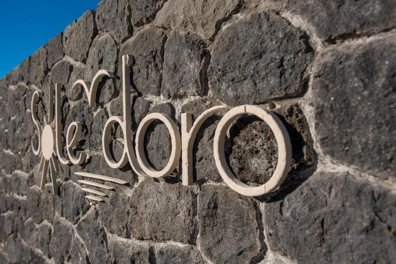 Sole D'Oro Luxury Suites أويا المظهر الخارجي الصورة