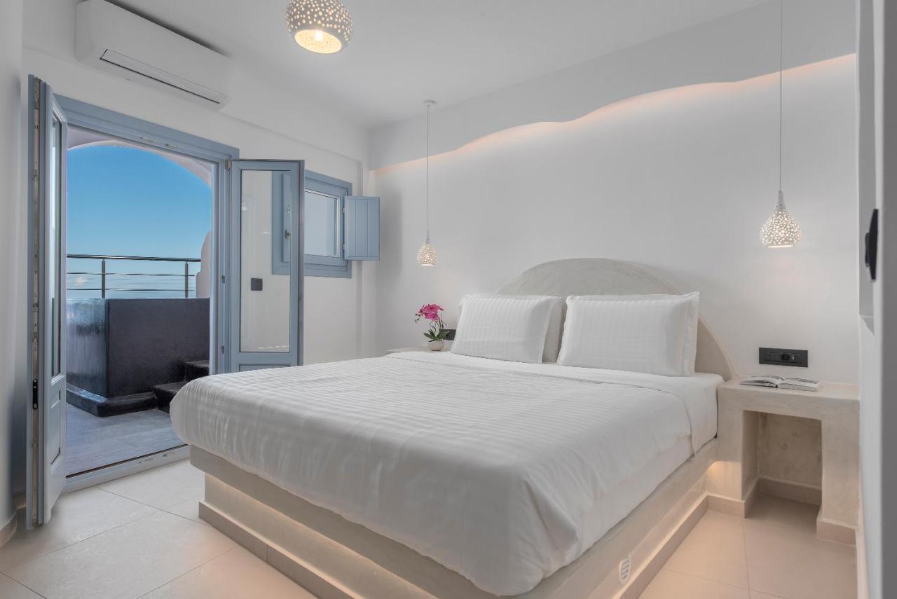 Sole D'Oro Luxury Suites أويا الغرفة الصورة