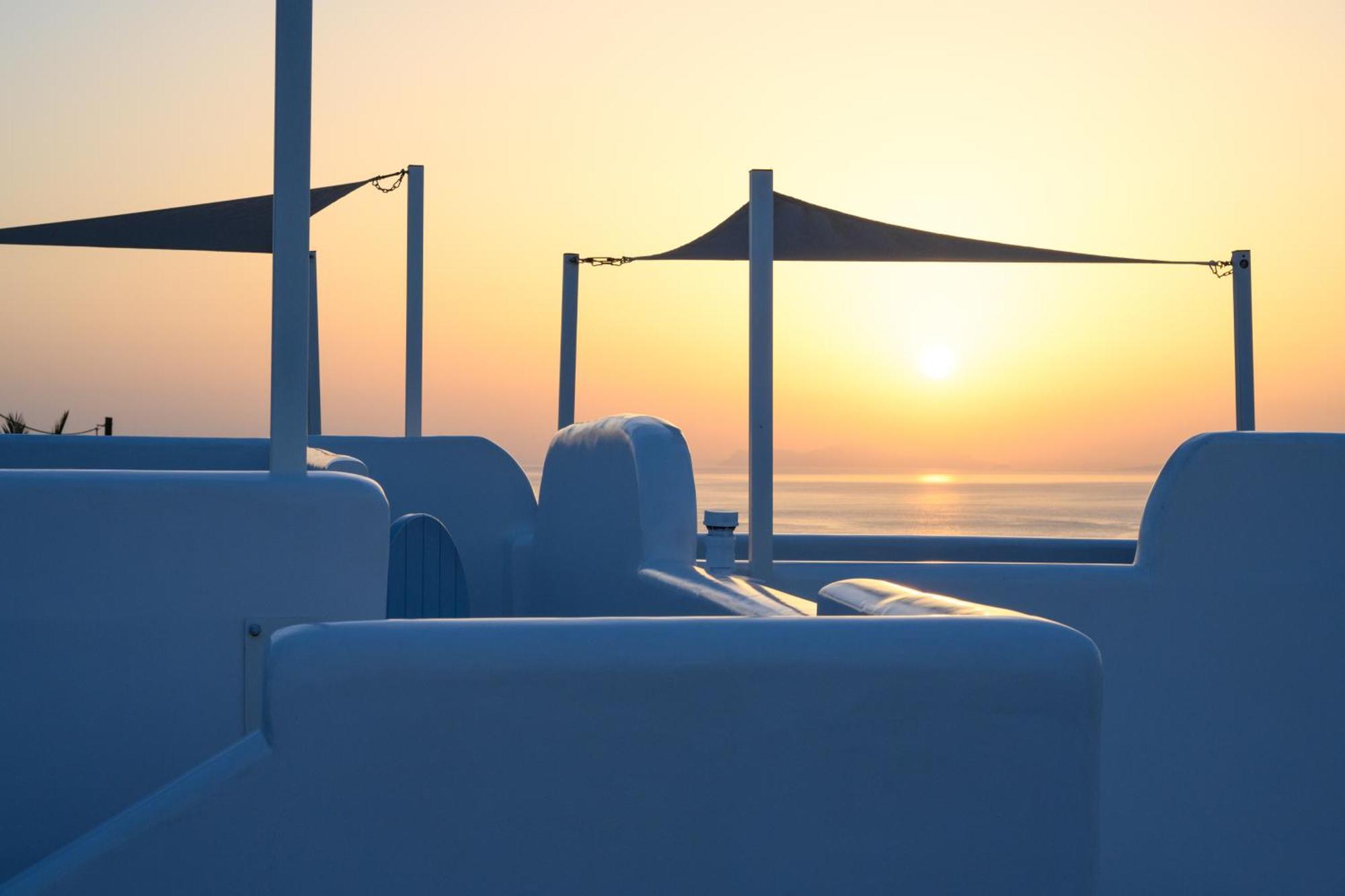 Sole D'Oro Luxury Suites أويا المظهر الخارجي الصورة