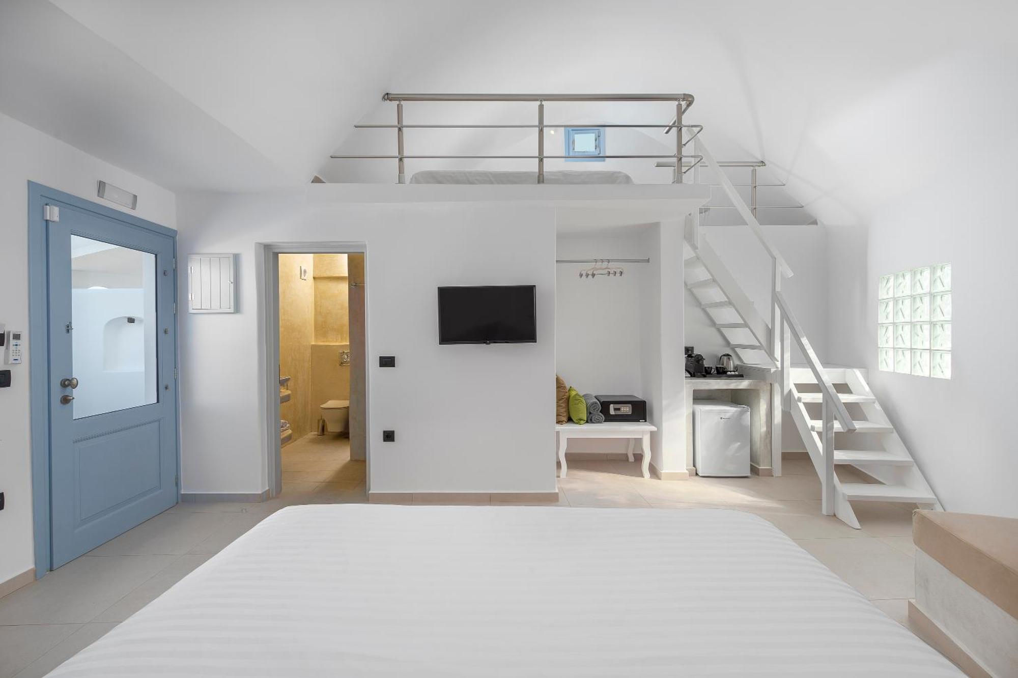 Sole D'Oro Luxury Suites أويا الغرفة الصورة