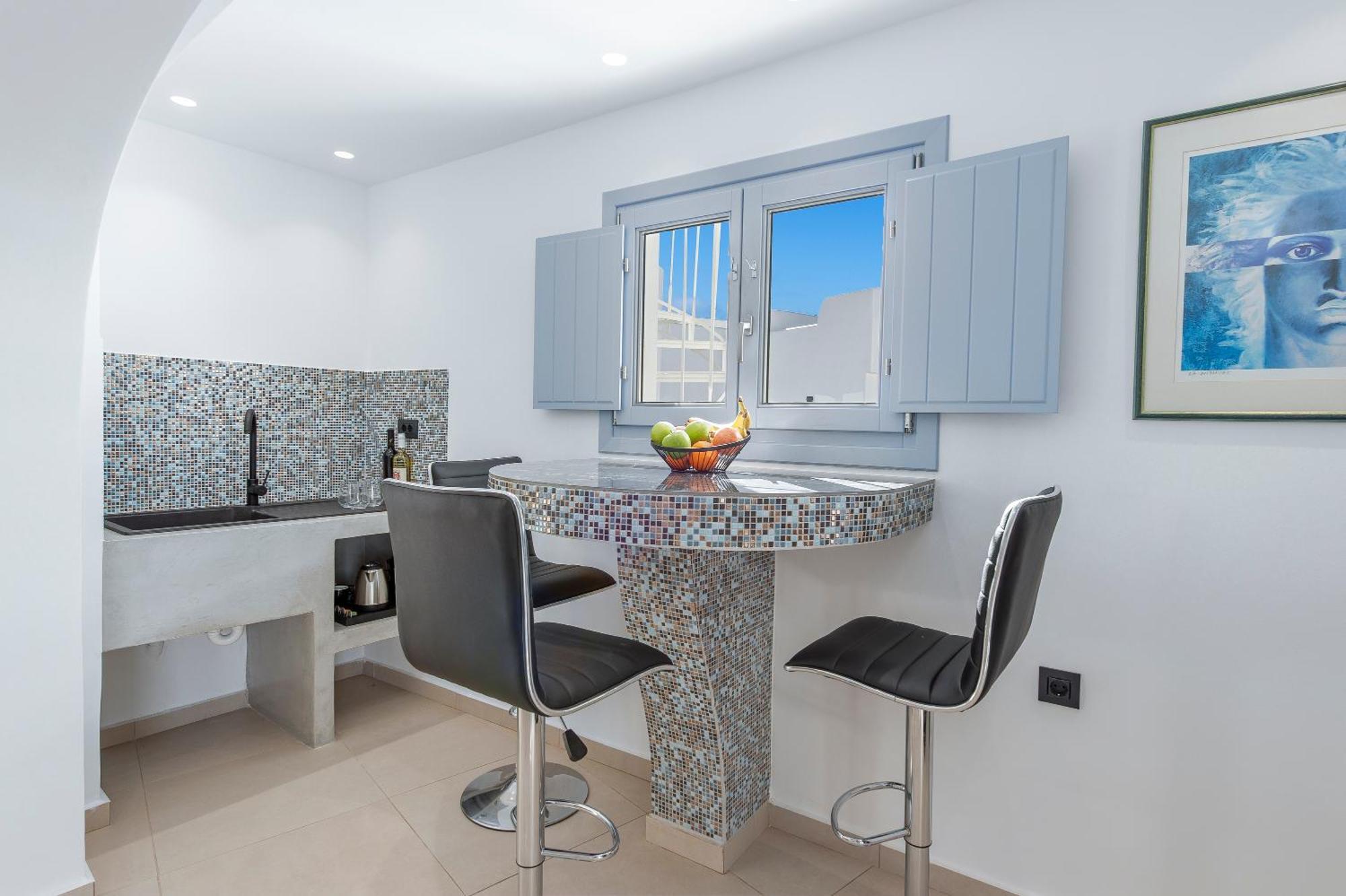 Sole D'Oro Luxury Suites أويا الغرفة الصورة