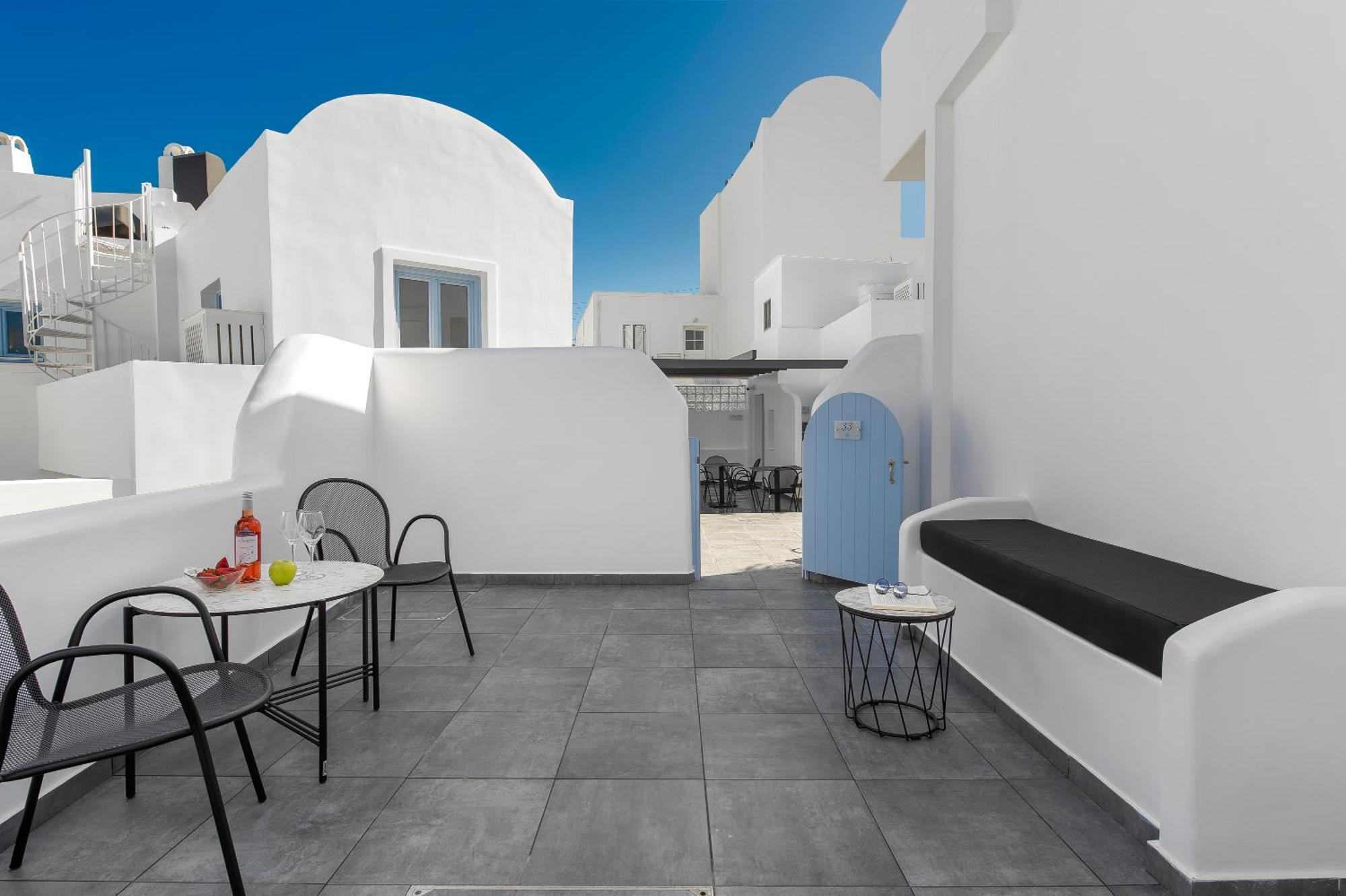Sole D'Oro Luxury Suites أويا الغرفة الصورة