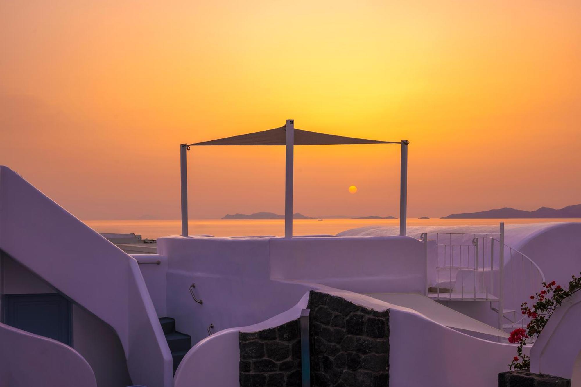 Sole D'Oro Luxury Suites أويا المظهر الخارجي الصورة